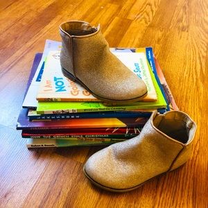 CAT & JACK Toddler glitters girl bootie
